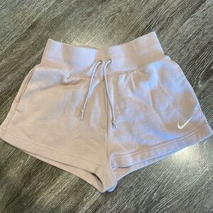 Nike High Waisted Phoenix Fleece Loose Shorts